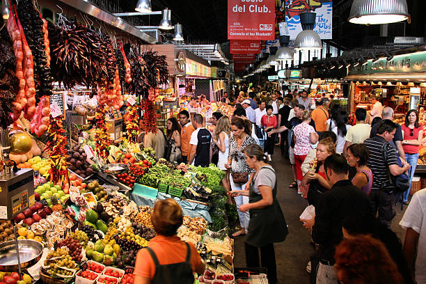Interior del Mercado de la Boqueria en Barcelona