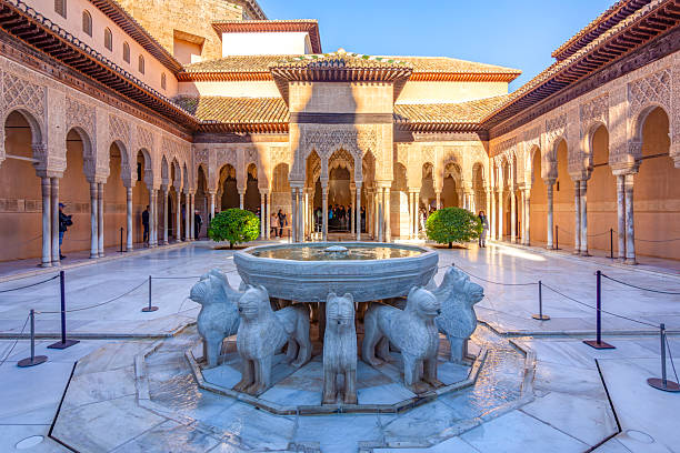 Patio de los Leones en la Alhambra de Granada