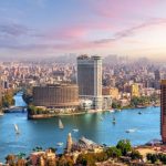 Skyline de El Cairo con el Nilo